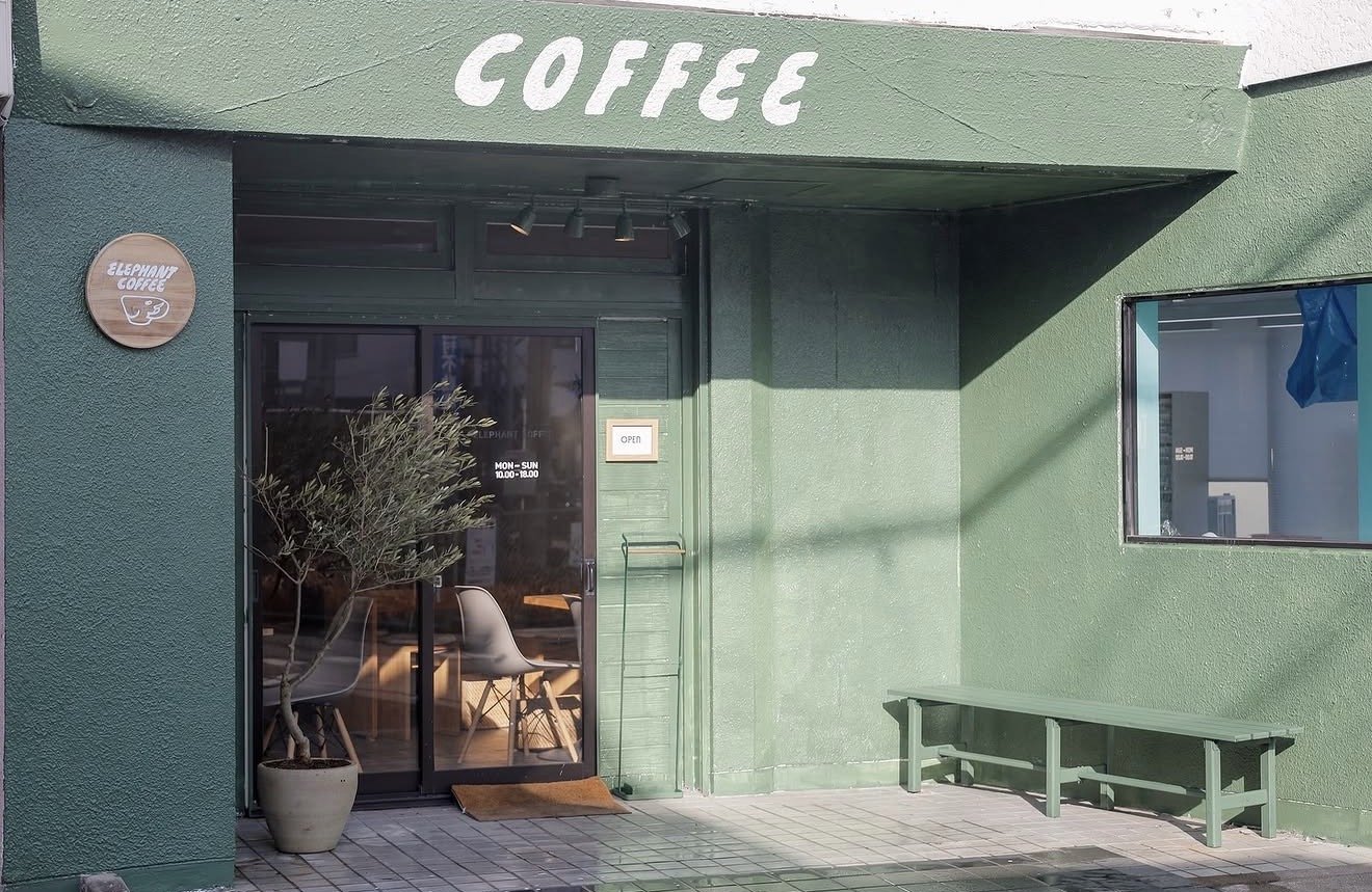 ELEPHANT COFFEE 店舗外観